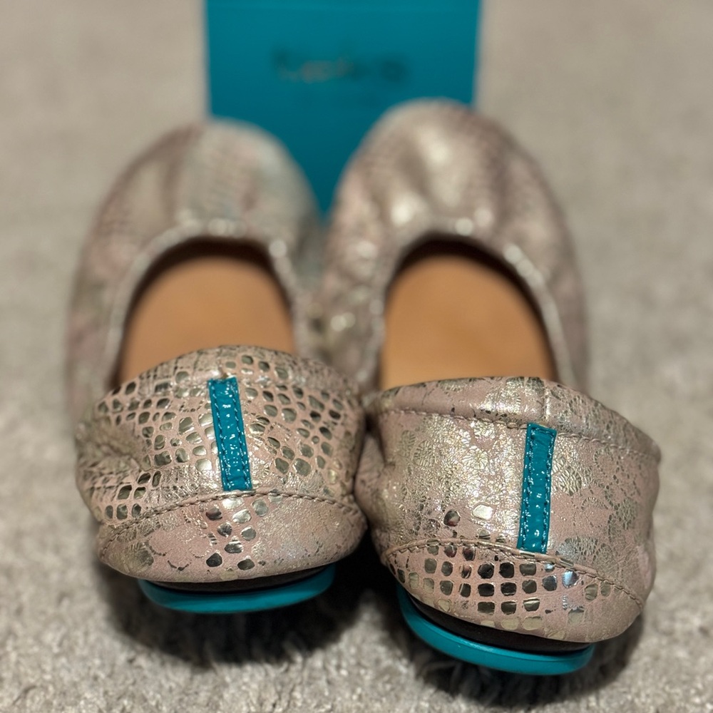 Tieks Romantic Blush - Picture 2 of 9